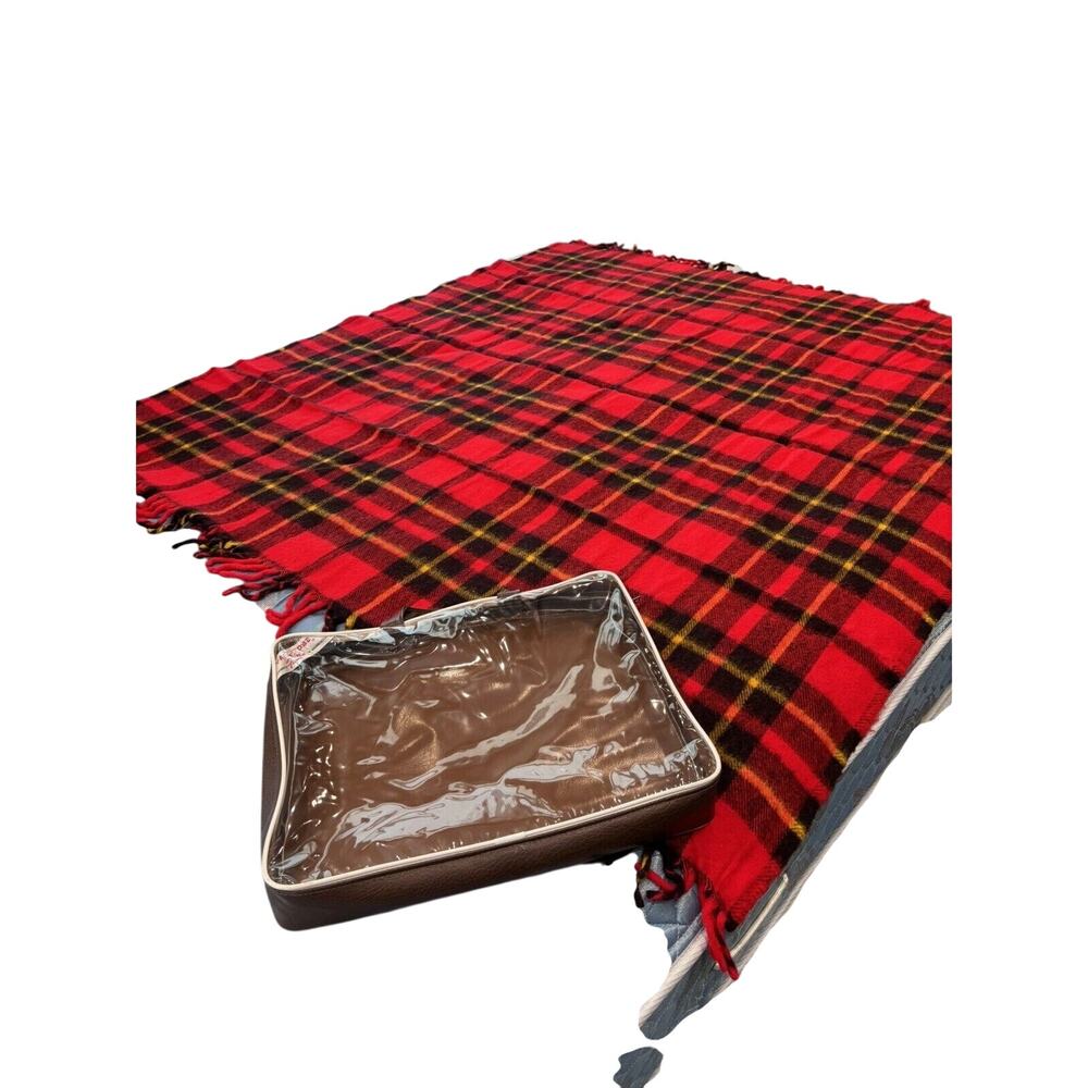 Vtg Red Plaid Faribault Woolen Mills Faribo Pak-a-Robe 50x60 Travel Blanket